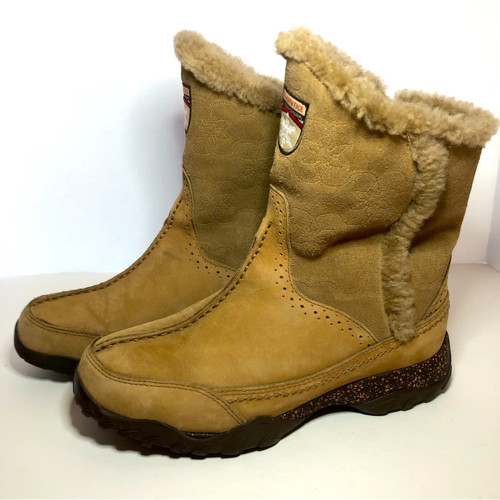 The North Face Never Stops Exploring Women’s Boots Primaloft Size 8.Amazing Boot